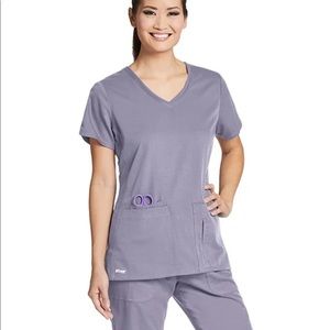 Grey’s Anatomy 4 pocket side panel scrub top XS